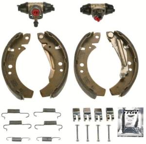 BK1504 TRW - ZASTAW SZCZĘK HAM.+ CYLINDERKI VW GOLF I (17),SCIROCCO (53)